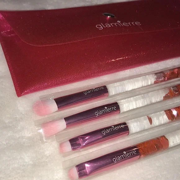 PINK Glitter Hearts Makeup Brush Set with Case NEW! - Picture 3 of 11